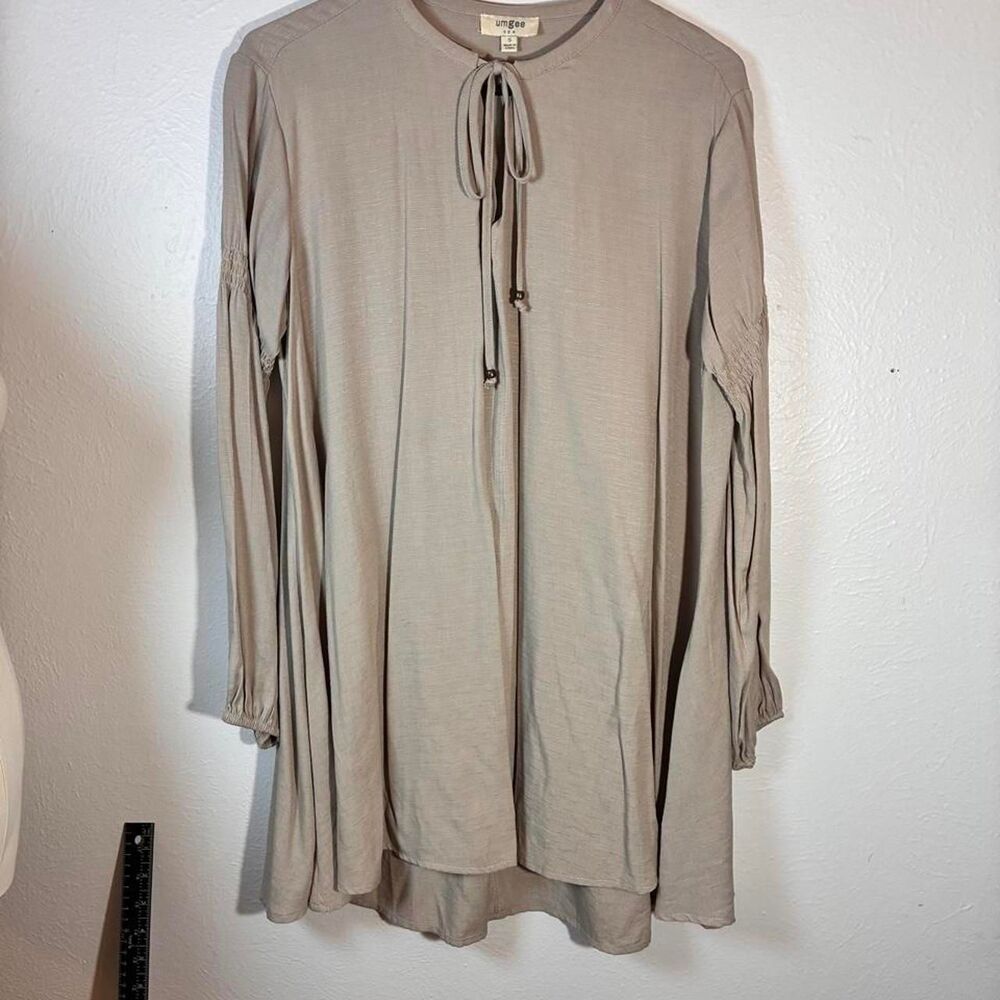 Umgee-usa Women's Cream and Tan Blouse